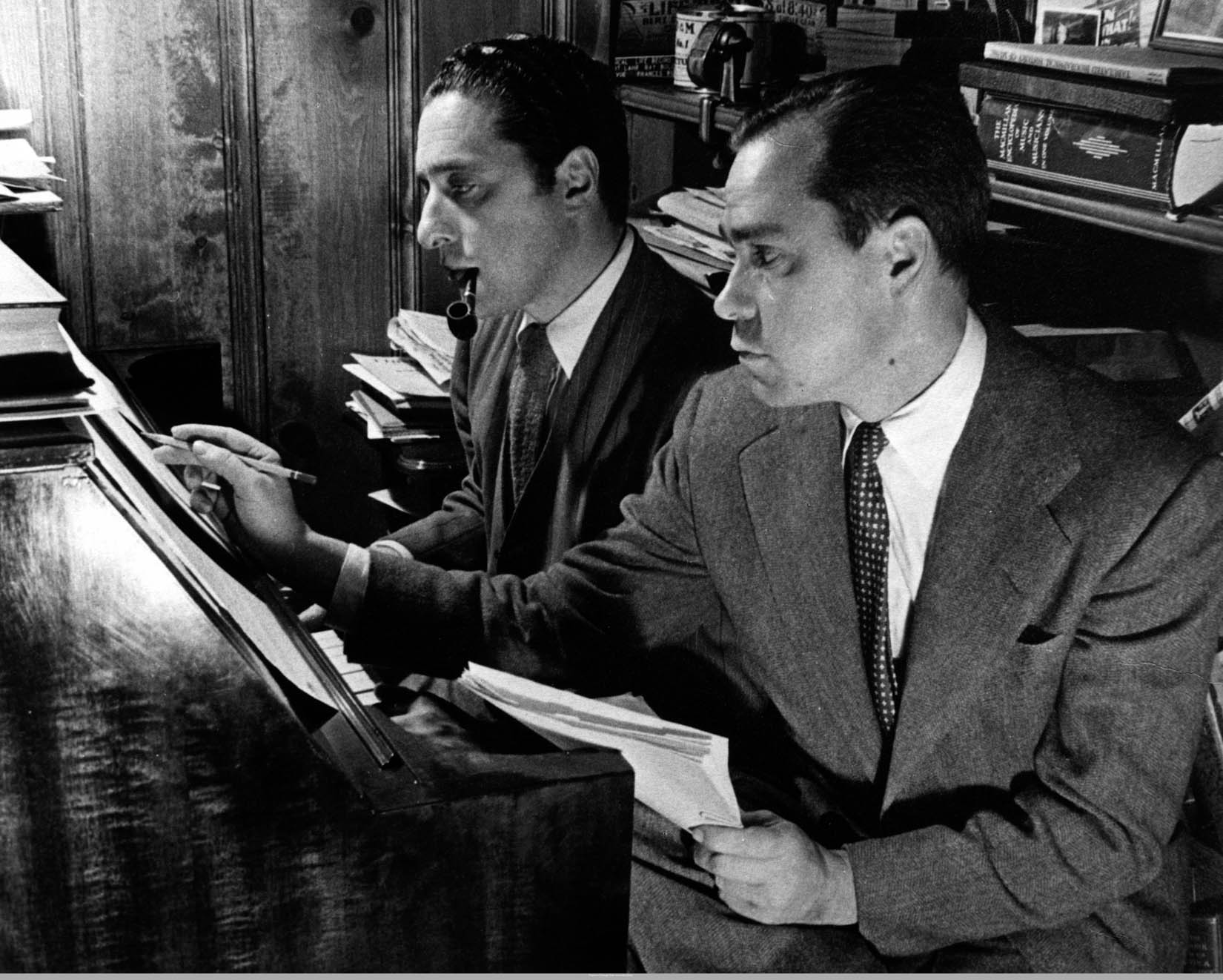 Harold Arlen and Johnny Mercer at the piano, ca. 1940s.